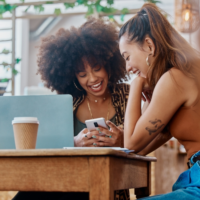 building-loyalty-through-apps-and-rewards-programs Coffee with heart design in coffee cups | coffee in cups | Hard Bean